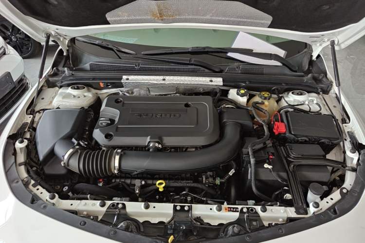 Used Chevrolet Malibu XL 2022 Redline 550T Automatic RuiLian Edition Engine Bay