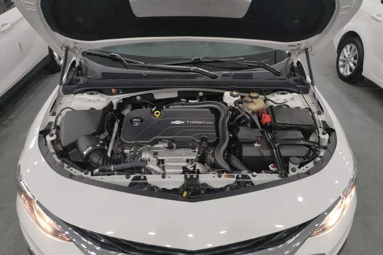 Used Chevrolet Malibu XL 2022 535T Automatic Sport Edition Engine Bay
