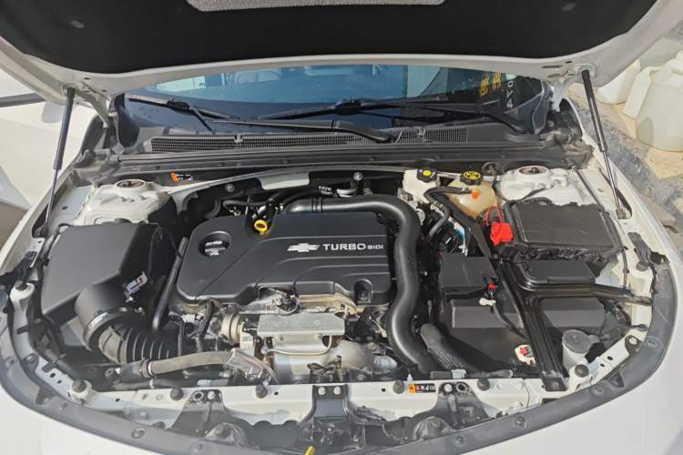 Used Chevrolet Malibu XL 2022 535T Automatic Sport Edition Engine Bay