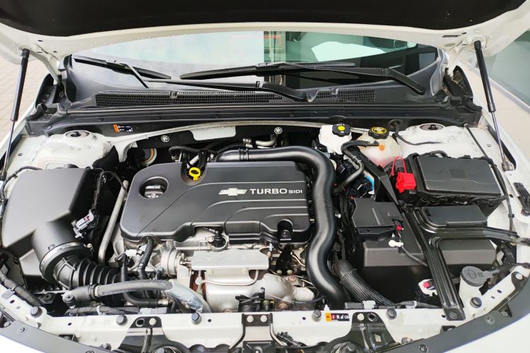 Used Chevrolet Malibu XL 2022 535T Automatic Sport Edition Engine Bay