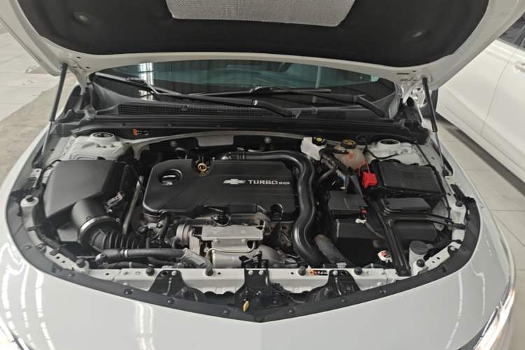 Used Chevrolet Malibu XL 2022 535T Automatic Sport Edition Engine Bay