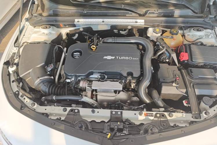Used Chevrolet Malibu XL 2022 535T Automatic Sport Edition Engine Bay