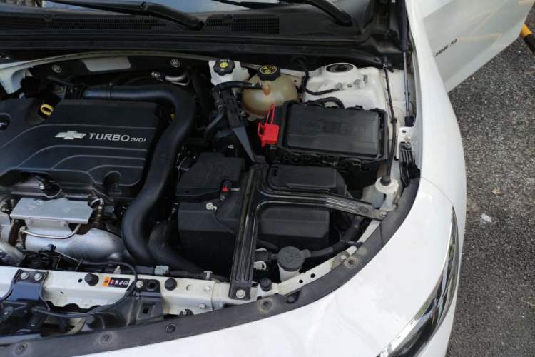 Used Chevrolet Malibu XL 2022 535T Automatic Sport Edition Engine Bay Left