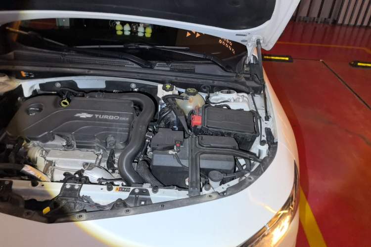 Used Chevrolet Malibu XL 2022 535T Automatic Sport Edition Engine Bay Left