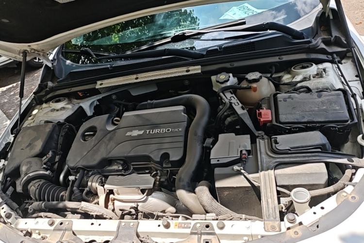 Used Chevrolet Malibu XL 2022 535T Automatic Sport Edition Engine Bay