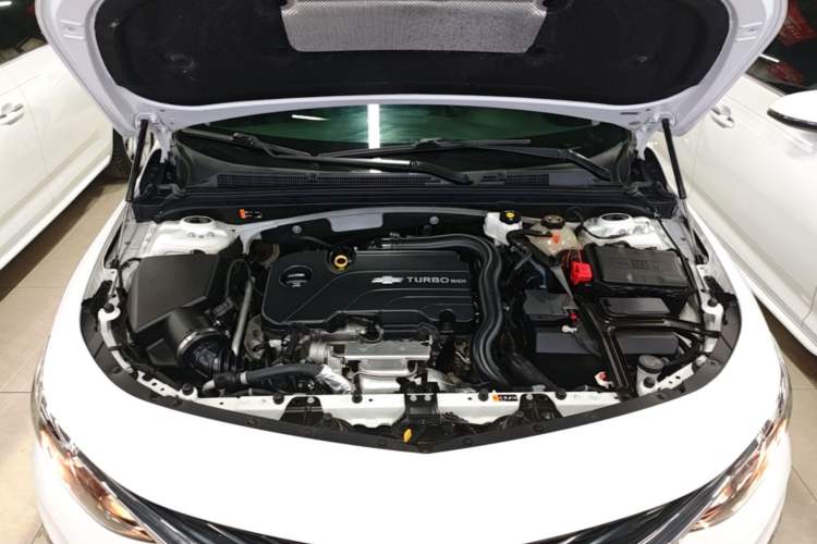 Used Chevrolet Malibu XL 2022 535T Automatic Sport Edition Engine Bay