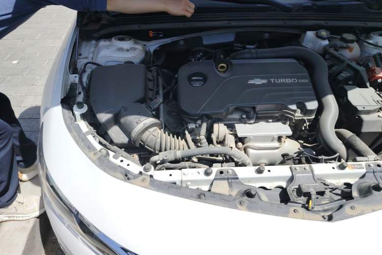 Used Chevrolet Malibu XL 2022 535T Automatic Sport Edition Engine Bay Right
