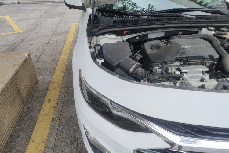 Used Chevrolet Malibu XL 2022 535T Automatic Sport Edition Engine Bay Right