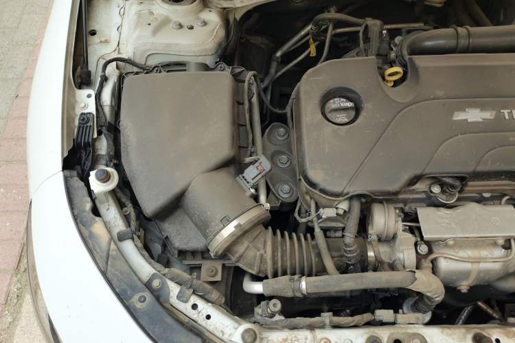 Used Chevrolet Malibu XL 2022 535T Automatic Sport Edition Engine Bay Right