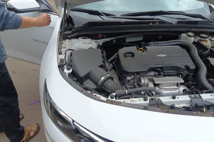 Used Chevrolet Malibu XL 2022 535T Automatic Sport Edition Engine Bay Right