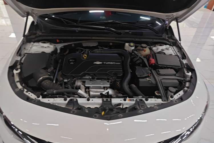 Used Chevrolet Malibu XL 2022 535T Automatic Sport Edition Engine Bay