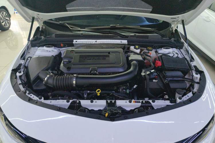 Used Chevrolet Malibu XL 2022 Redline 550T Automatic Sport Edition Engine Bay