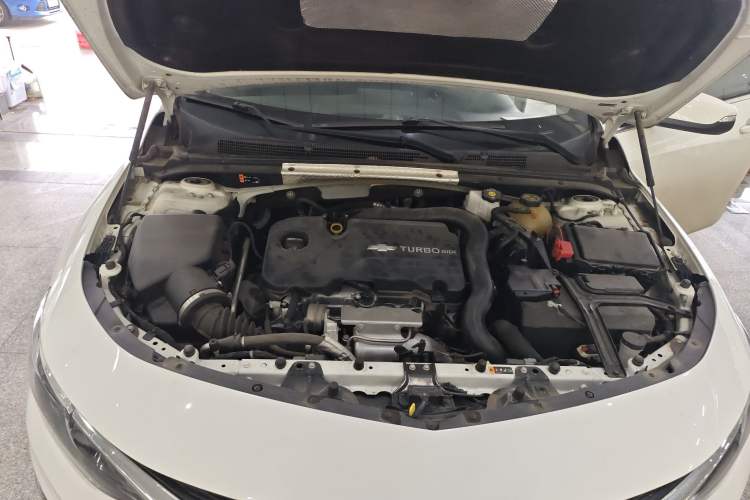Used Chevrolet Malibu XL 2022 535T Automatic Sport Edition Engine Bay