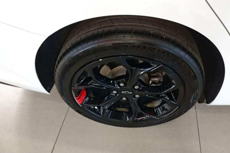 Used Chevrolet Malibu XL 2022 Redline 550T Automatic Sport Edition Exterior 4