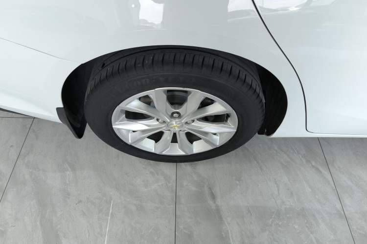 Used Chevrolet Malibu XL 2022 535T Automatic Sport Edition Exterior 5