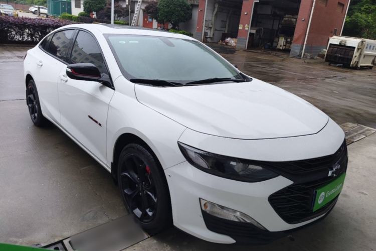 Used Chevrolet Malibu XL 2022 Redline 550T Automatic Sport Edition Front Right 45 Deg