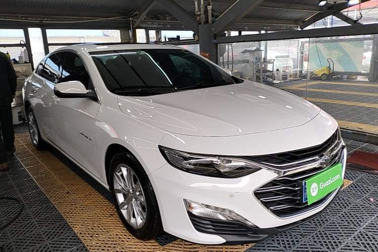 Used Chevrolet Malibu XL 2022 535T Automatic Sport Edition Front Right 45 Deg
