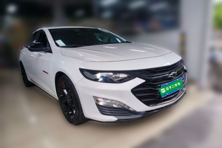Used Chevrolet Malibu XL 2022 Redline 550T Automatic Sport Edition Front Right 45 Deg