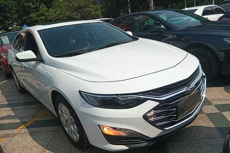 Used Chevrolet Malibu XL 2022 535T Automatic Sport Edition Front Right 45 Deg