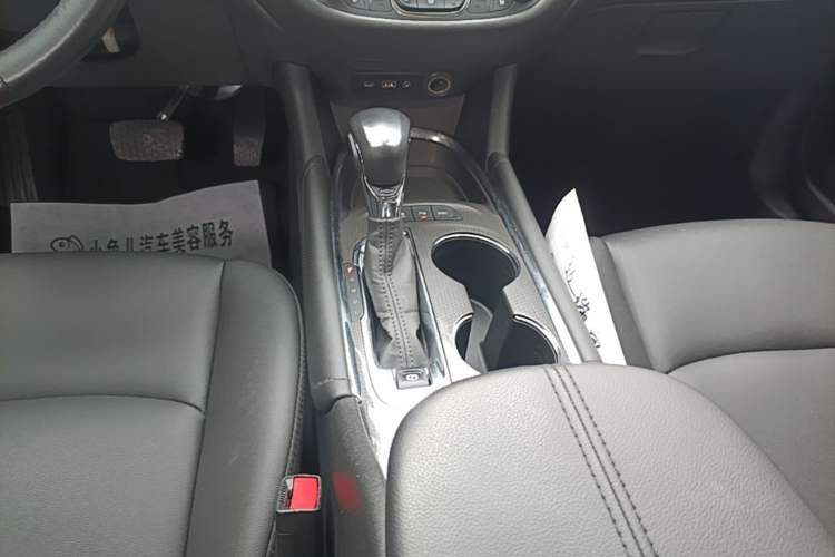 Used Chevrolet Malibu XL 2022 535T Automatic Sport Edition Gear Lever