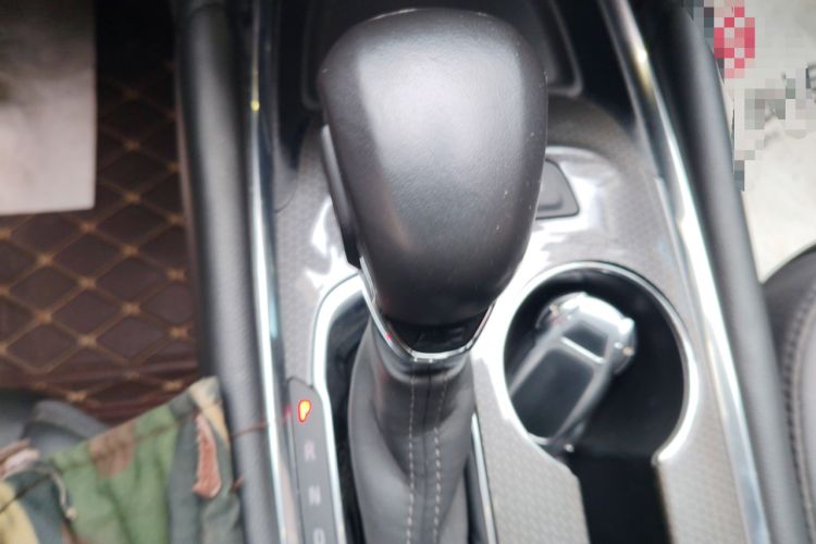 Used Chevrolet Malibu XL 2022 535T Automatic RuiLian Edition Gear Lever