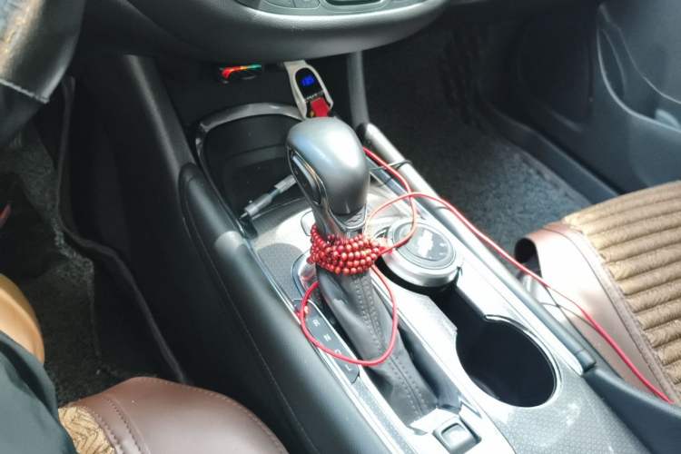 Used Chevrolet Malibu XL 2022 535T Automatic Sport Edition Gear Lever
