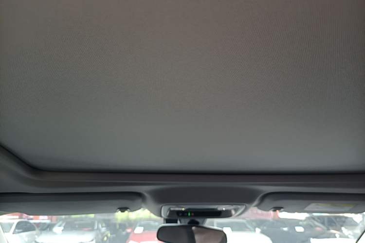 Used Chevrolet Malibu XL 2022 535T Automatic Sport Edition Headliner