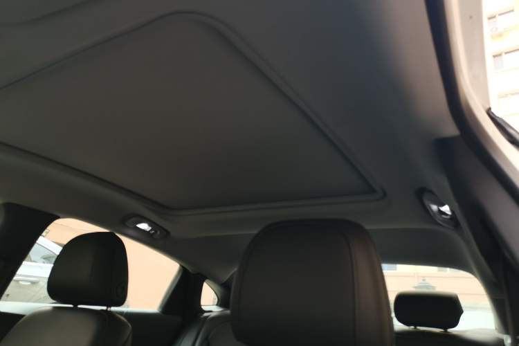 Used Chevrolet Malibu XL 2022 535T Automatic Sport Edition Headliner
