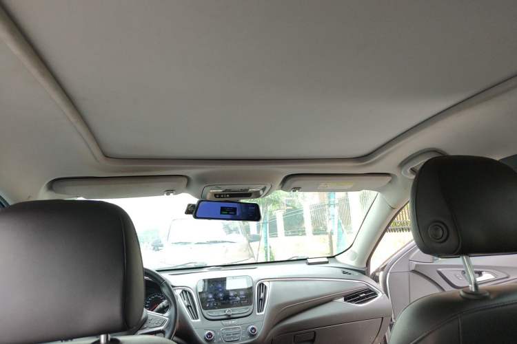 Used Chevrolet Malibu XL 2022 535T Automatic Sport Edition Headliner