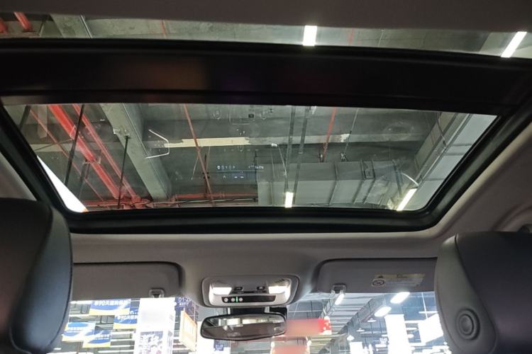 Used Chevrolet Malibu XL 2022 Redline 550T Automatic Sport Edition Headliner