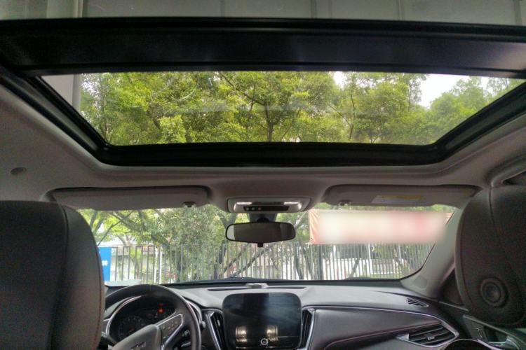 Used Chevrolet Malibu XL 2022 Redline 550T Automatic Sport Edition Headliner