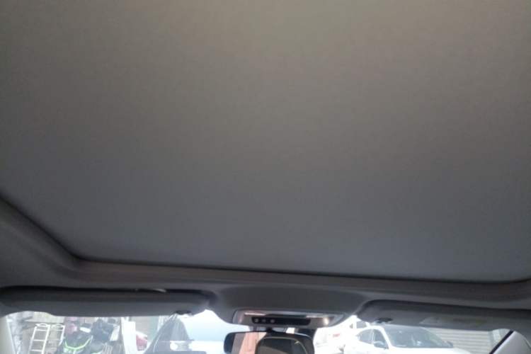 Used Chevrolet Malibu XL 2022 535T Automatic Sport Edition Headliner