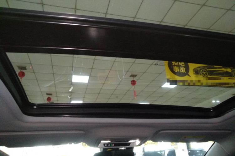 Used Chevrolet Malibu XL 2022 535T Automatic Sport Edition Headliner