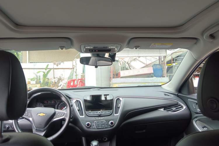 Used Chevrolet Malibu XL 2022 535T Automatic Sport Edition Headliner