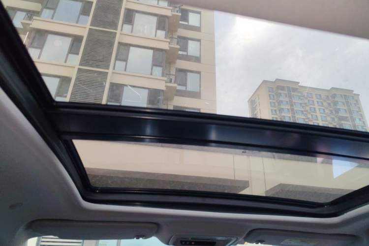 Used Chevrolet Malibu XL 2022 Redline 550T Automatic Sport Edition Headliner