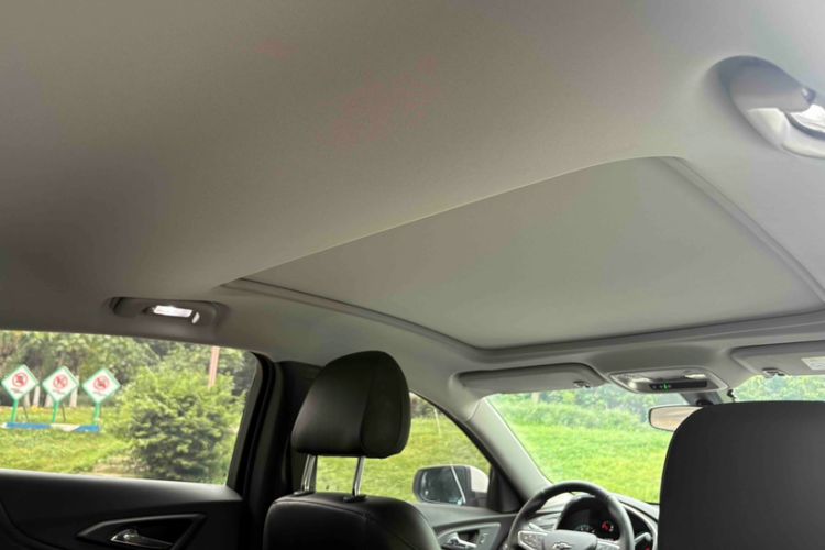 Used Chevrolet Malibu XL 2022 535T Automatic Sport Edition Headliner