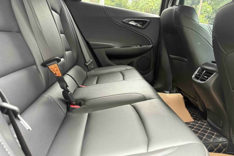 Used Chevrolet Malibu XL 2022 535T Automatic Sport Edition Interior 1