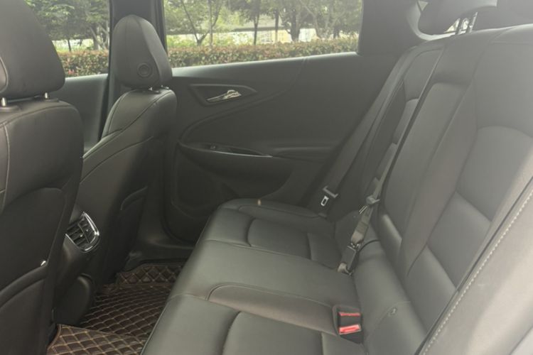 Used Chevrolet Malibu XL 2022 535T Automatic Sport Edition Interior 4