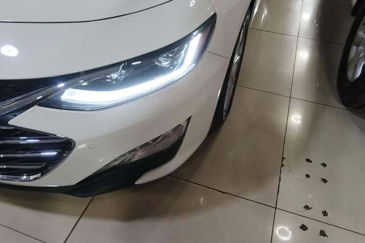 Used Chevrolet Malibu XL 2022 535T Automatic RuiLian Edition Left Front Headlight