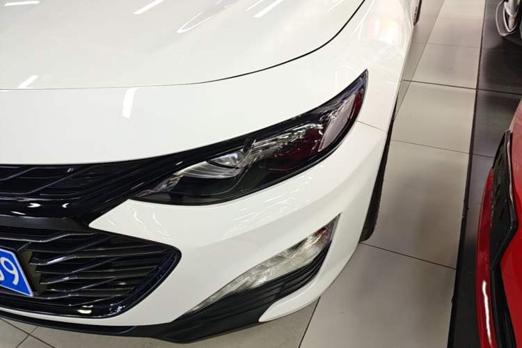 Used Chevrolet Malibu XL 2022 Redline 550T Automatic Sport Edition Left Front Headlight