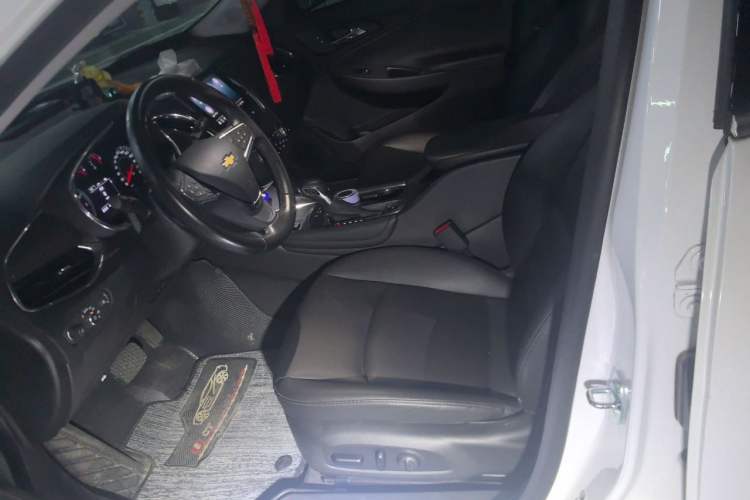 Used Chevrolet Malibu XL 2022 535T Automatic Sport Edition Left Front Seat