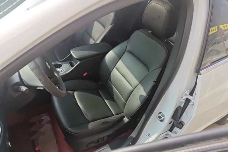 Used Chevrolet Malibu XL 2022 535T Automatic Sport Edition Left Front Seat