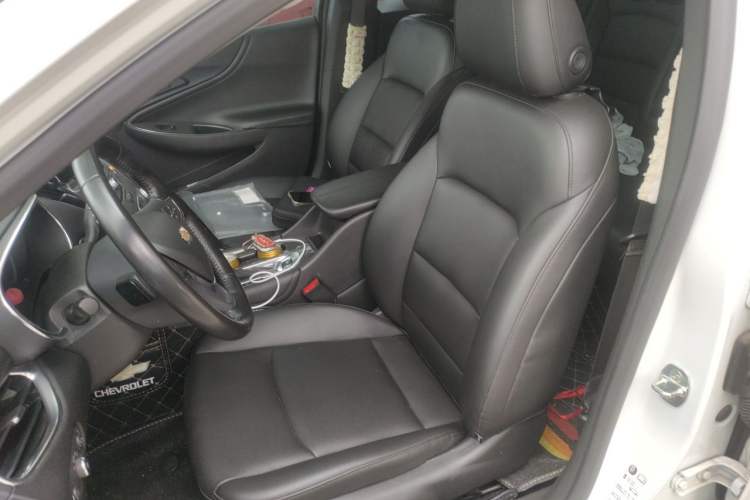 Used Chevrolet Malibu XL 2022 535T Automatic Sport Edition Left Front Seat