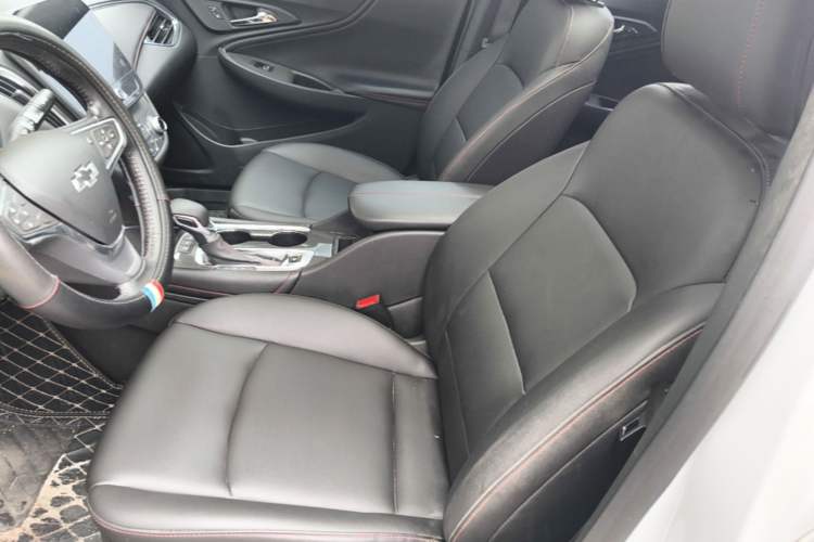 Used Chevrolet Malibu XL 2022 Redline 550T Automatic Sport Edition Left Front Seat