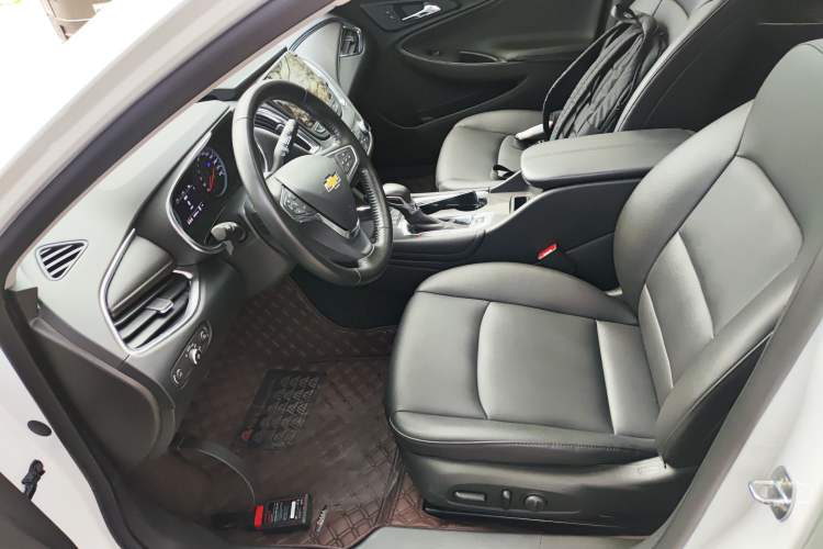Used Chevrolet Malibu XL 2022 535T Automatic Sport Edition Left Front Seat