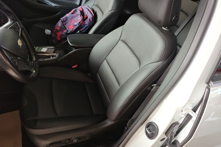 Used Chevrolet Malibu XL 2022 535T Automatic Sport Edition Left Front Seat