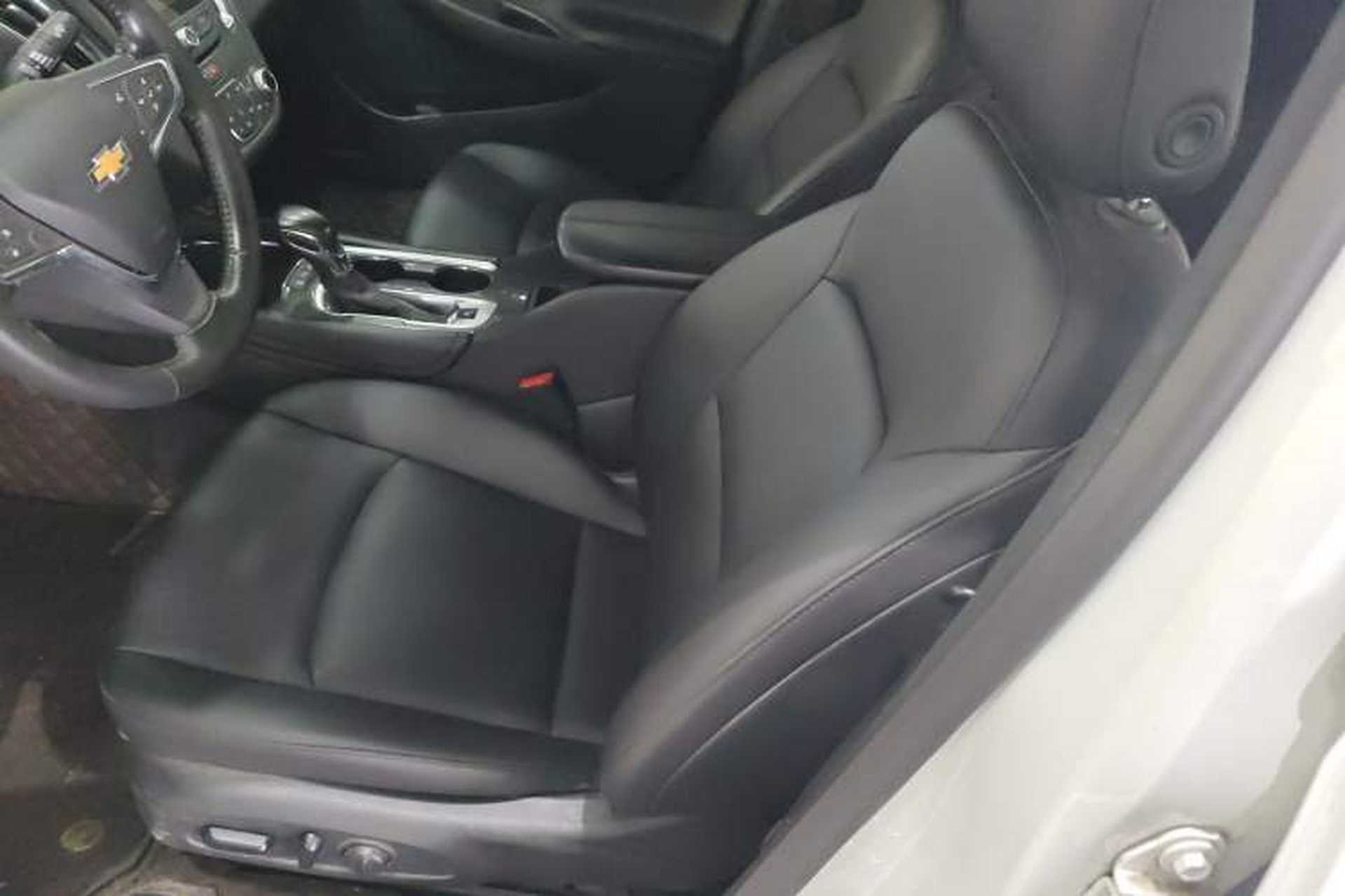 Used Chevrolet Malibu XL 2022 535T Automatic Sport Edition Left Front Seat