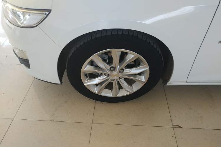 Used Chevrolet Malibu XL 2022 535T Automatic RuiLian Edition Left Front Wheel Hub