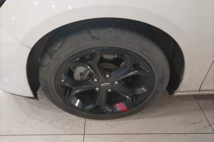 Used Chevrolet Malibu XL 2022 Redline 550T Automatic Sport Edition Left Front Wheel Hub