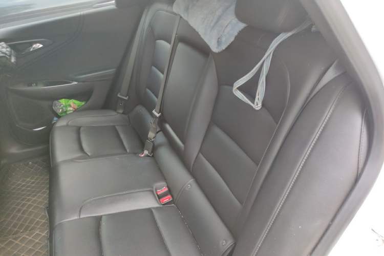 Used Chevrolet Malibu XL 2022 535T Automatic Sport Edition Left Rear Seat